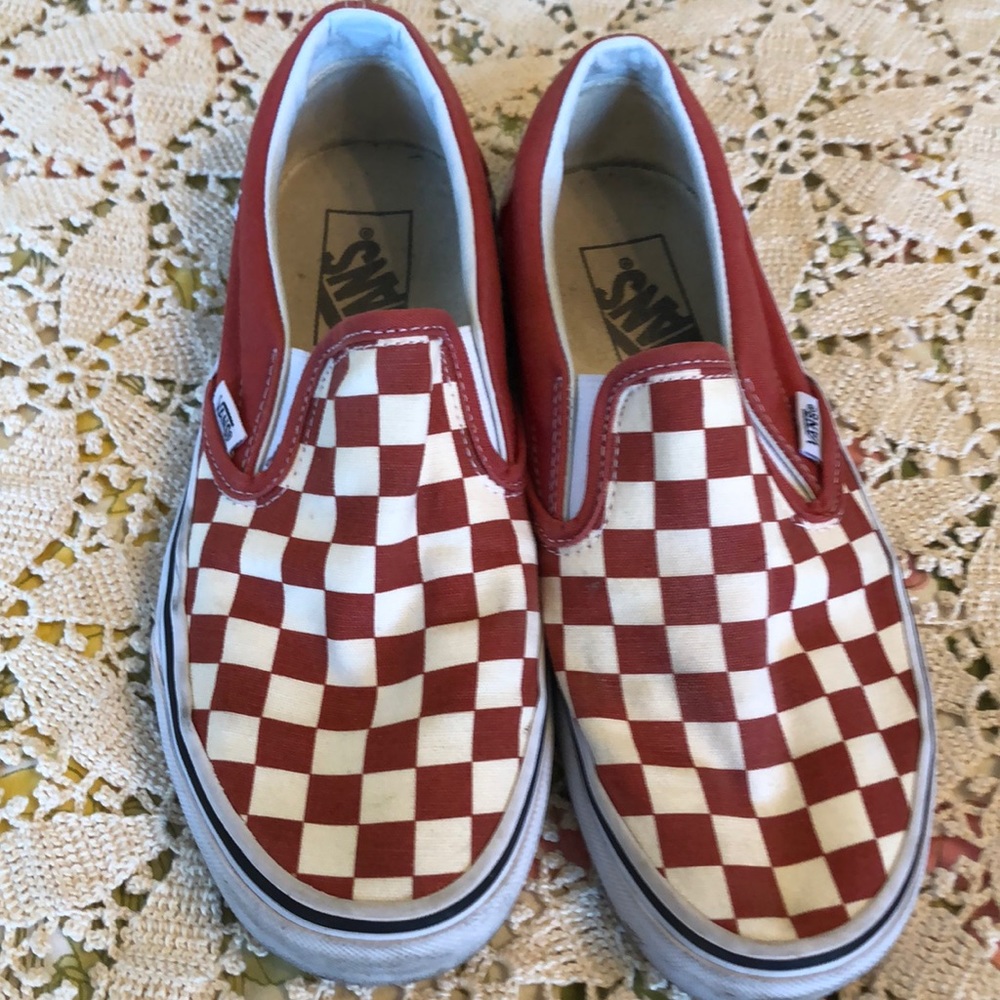 Checkered vans slip on